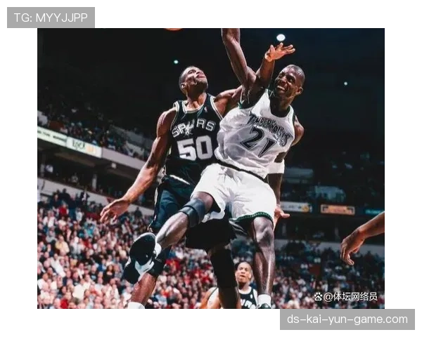 兰德尔破纪录！加内特36年记录终结，加内特几届篮板王